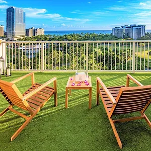 La Croix Hotel Honolulu